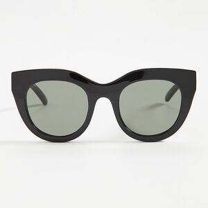 EUC: Le Spec Air Heart Sunglasses
